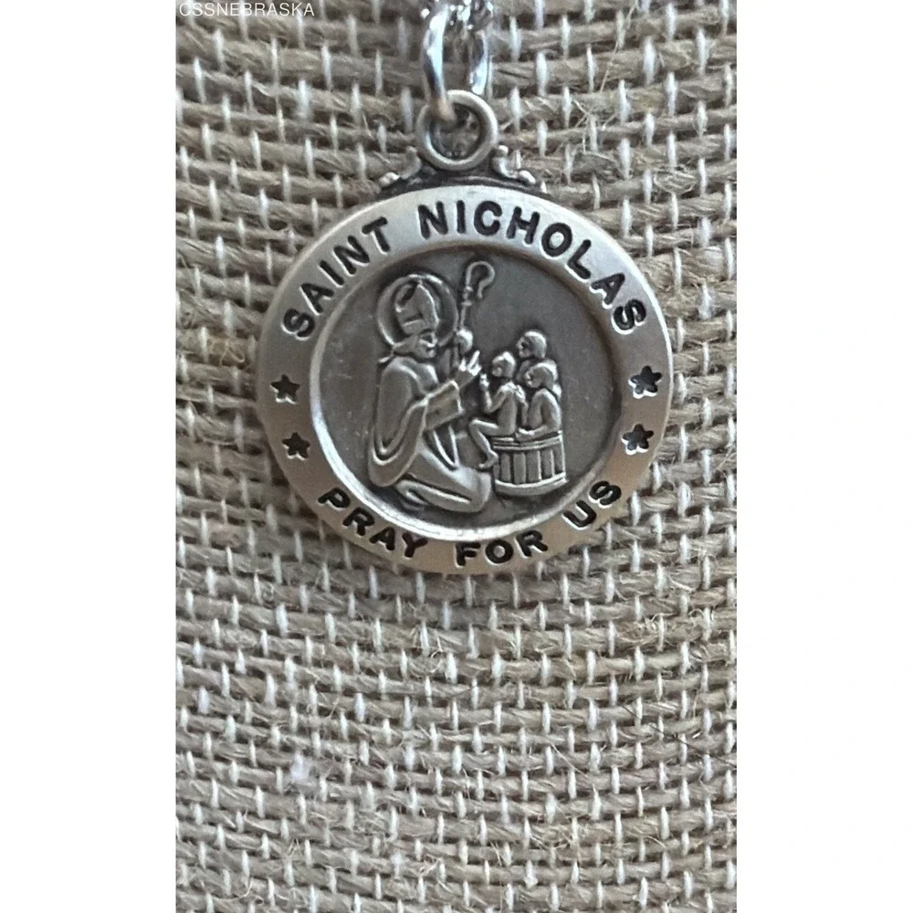 McVan St. Nicholas Sterling Silver Medal Necklace Patron of‎ Children With Box
